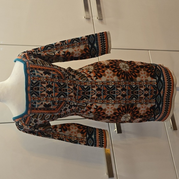 Flying Tomato Knit Stretch Dress Cream Black Size Medium - Picture 3 of 13